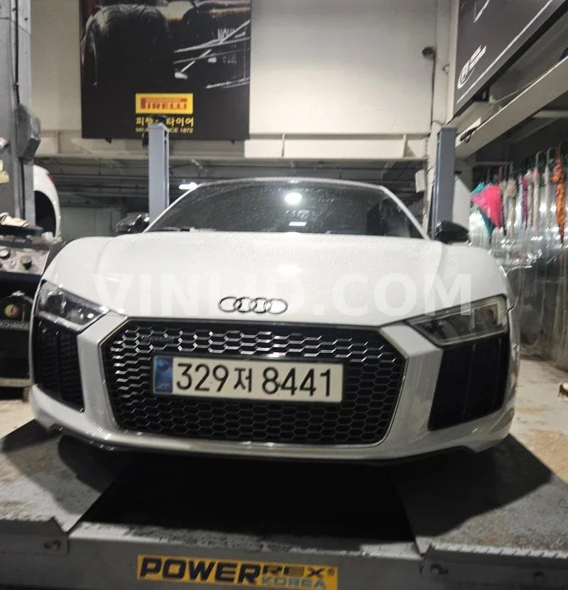 2017 Audi R8 Coupe V10 Plus - Photo 1