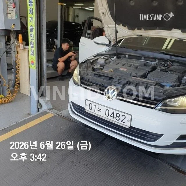 2016 Volkswagen Golf - Photo 1