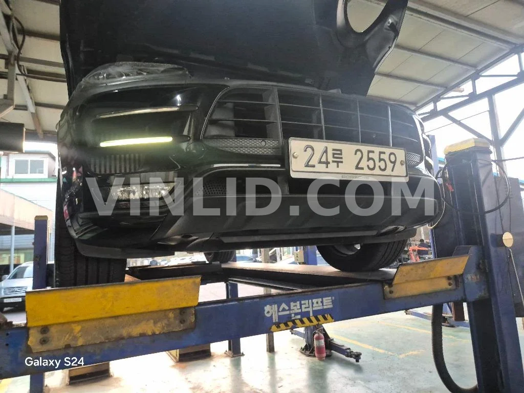 2015 Porsche Macan Turbo - Photo 1