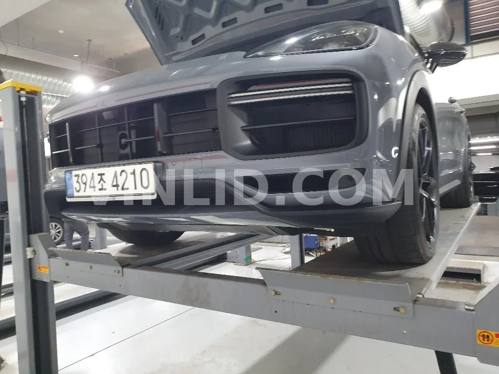 2022 Porsche Cayenne Turbo GT - Photo 1