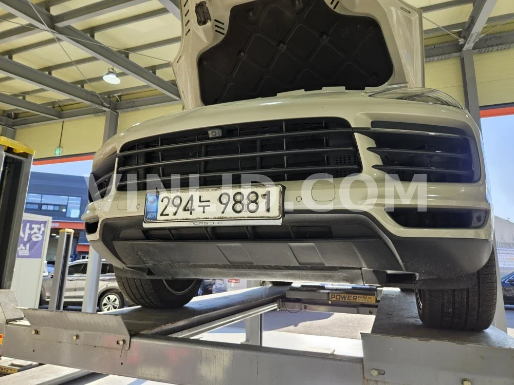 2021 Porsche Cayenne COUPE (5 Seater) - Photo 1