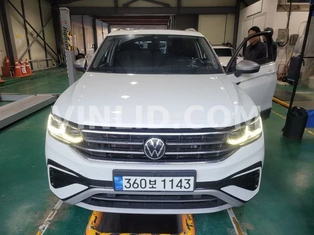 2023 Volkswagen Tiguan E - Photo 1