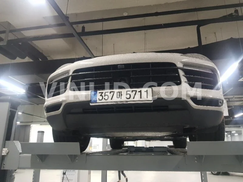 2022 Porsche Cayenne E-Hybrid COUPE (5 Seater) - Photo 1