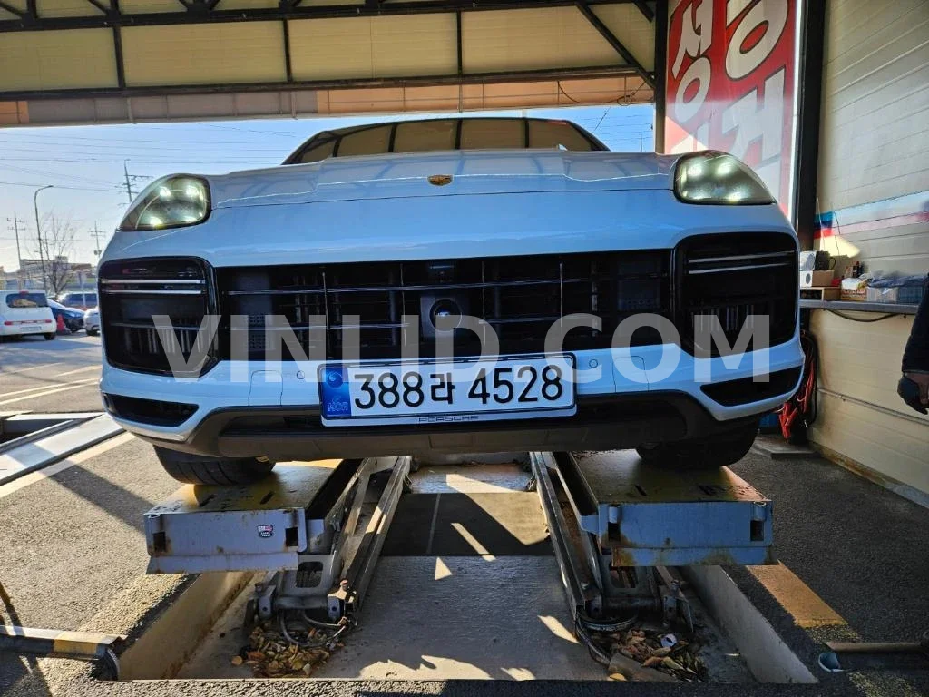 2020 Porsche Cayenne Turbo COUPE - Photo 1
