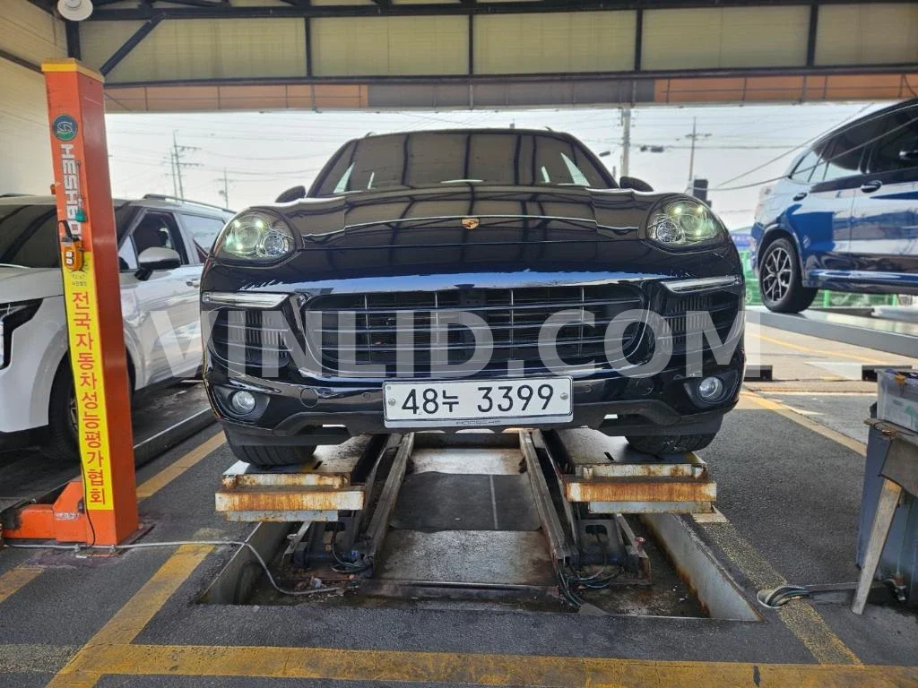 2014 Porsche Cayenne - Photo 1
