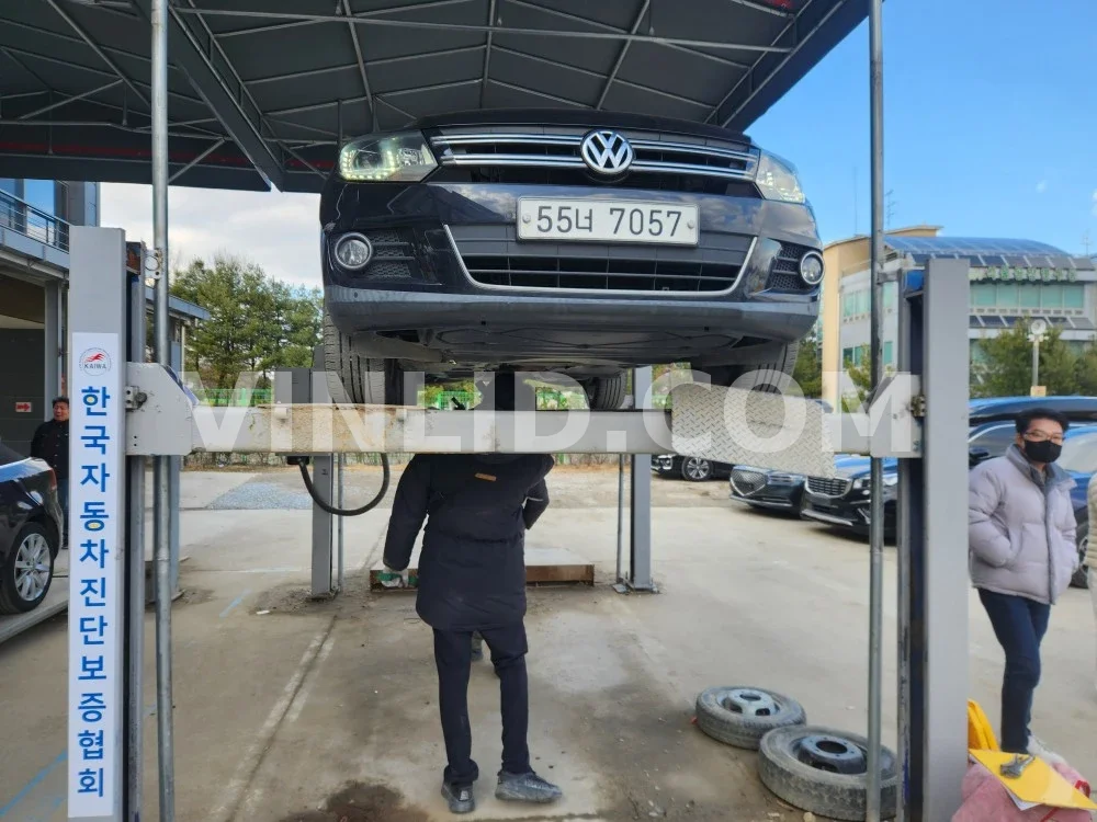 2012 Volkswagen Tiguan 2.0 TDI Blue Motion - Photo 1