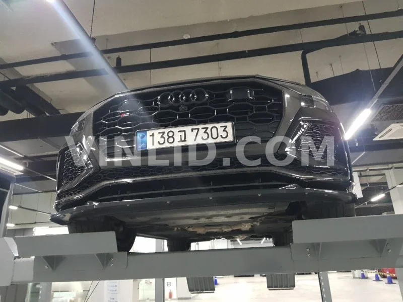 2023 Audi RS Q8 - Photo 1