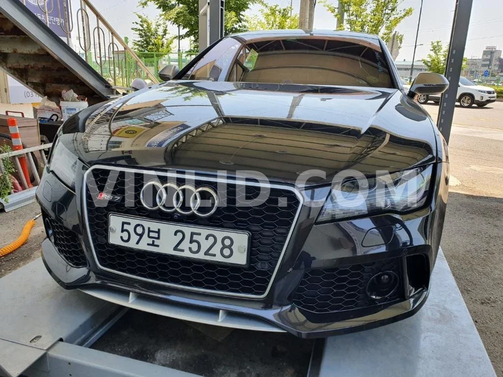 2014 Audi RS 7 4.0 TFSI quattro - Photo 1
