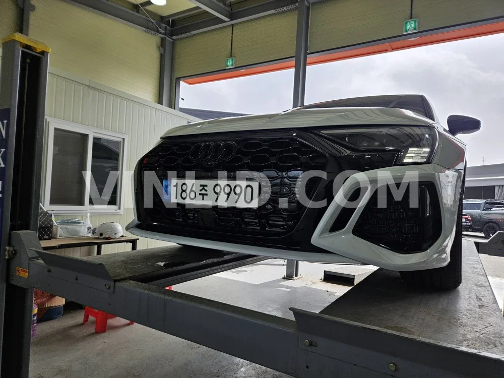 2023 Audi RS 3 - Photo 1