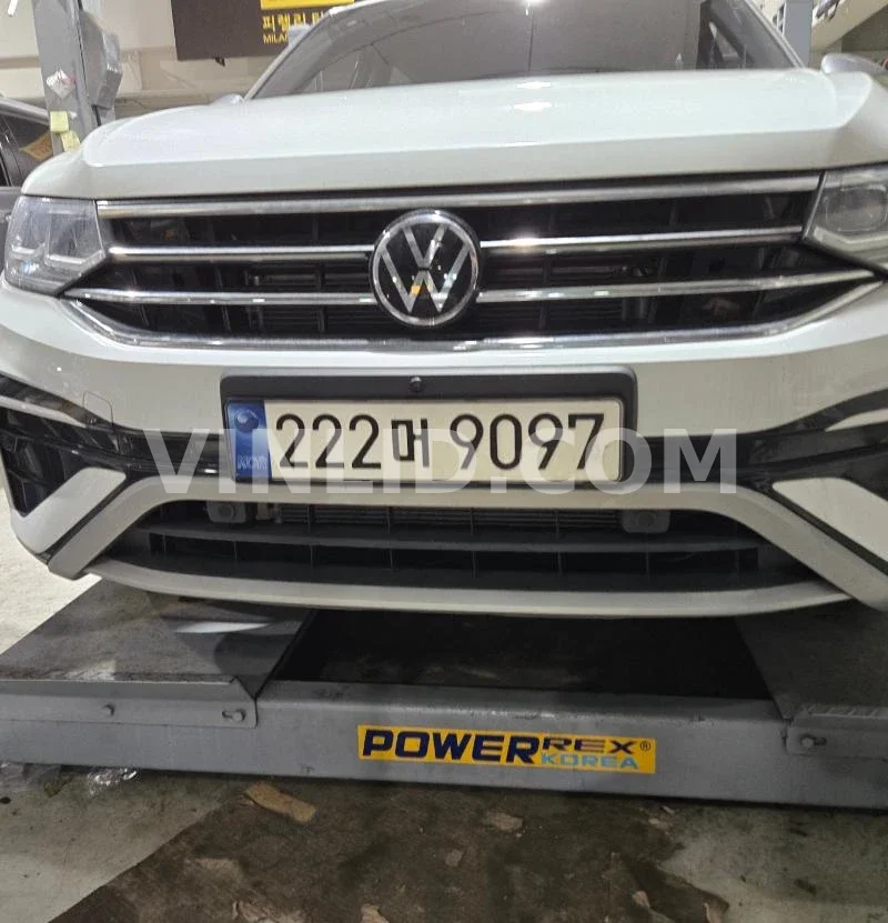 2023 Volkswagen Tiguan Allspace - Photo 1