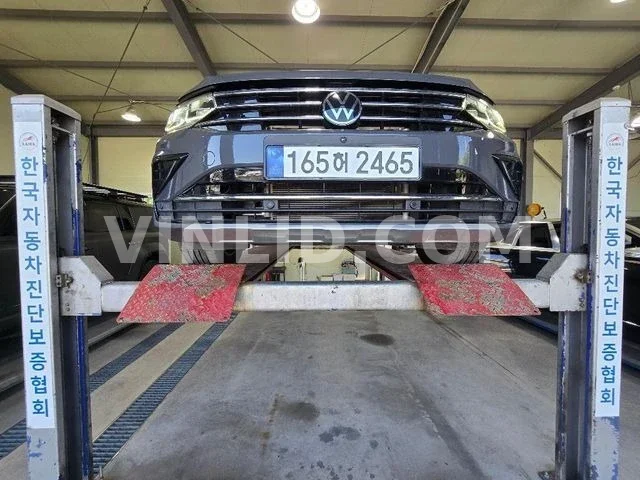 2021 Volkswagen Tiguan - Photo 1