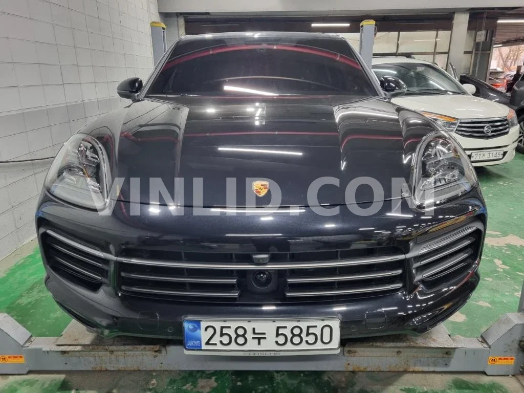 2022 Porsche Cayenne COUPE (5 Seater) - Photo 1