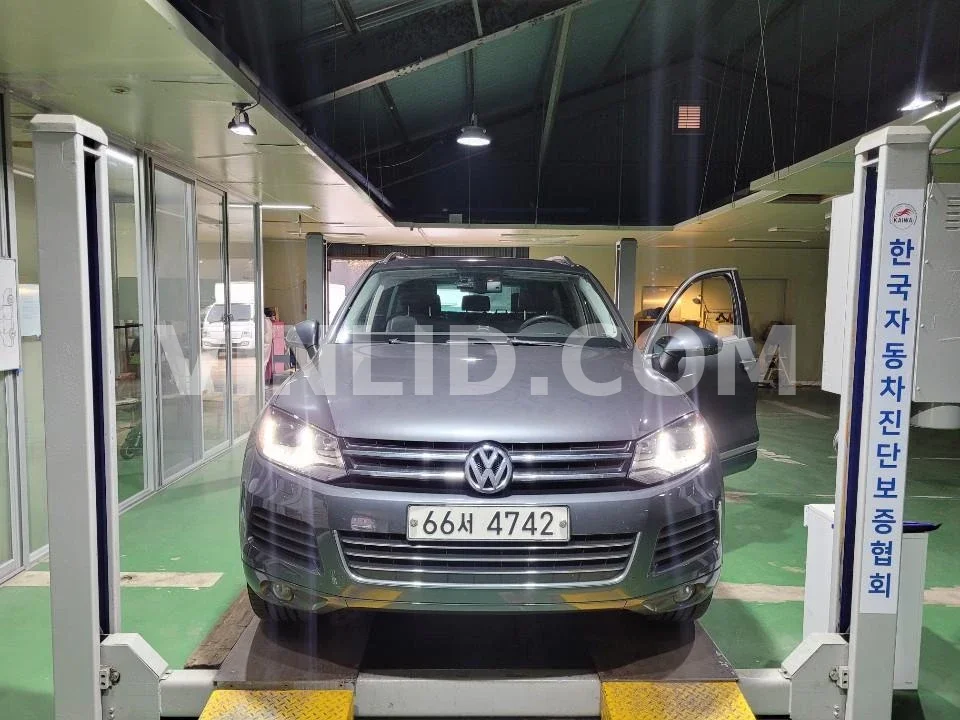 2014 Volkswagen Touareg - Photo 1