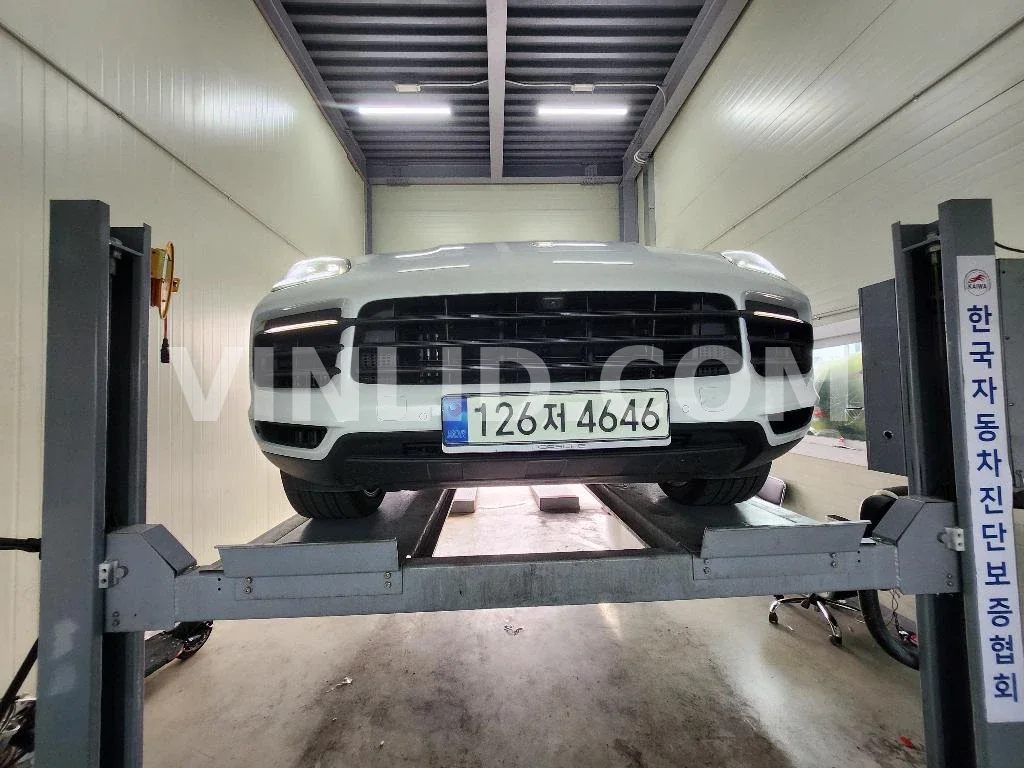 2021 Porsche Cayenne COUPE (5 Seater) - Photo 1