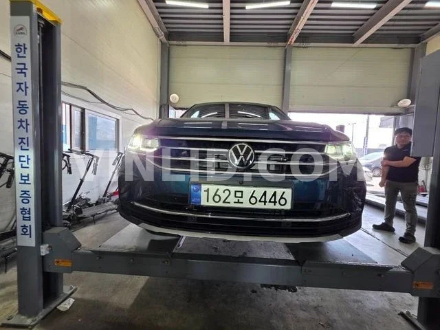 2024 Volkswagen Tiguan - Photo 1