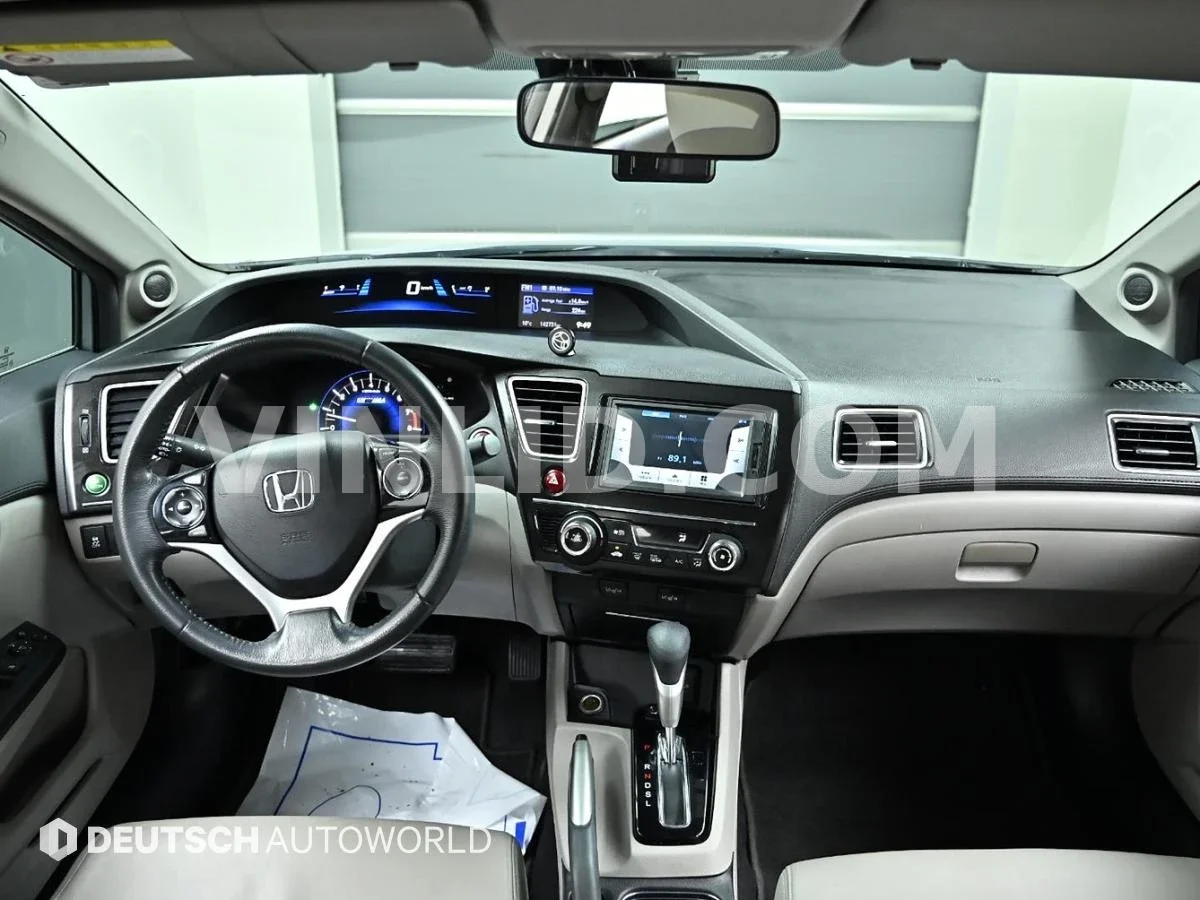 2013 Honda Civic Hybrid - Photo 7