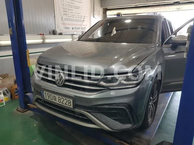 2023 Volkswagen Tiguan E - Photo 1