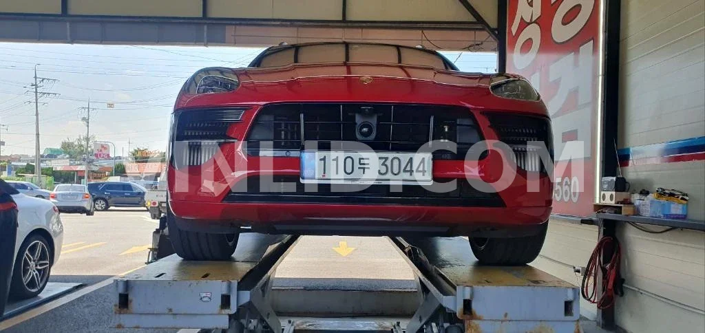 2021 Porsche Macan GTS - Photo 1