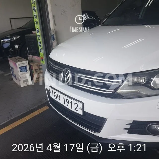 2012 Volkswagen Tiguan - Photo 1