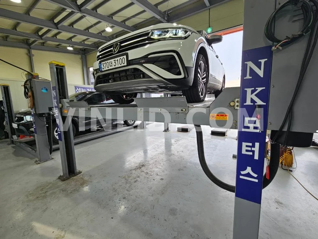 2023 Volkswagen Tiguan Allspace - Photo 1