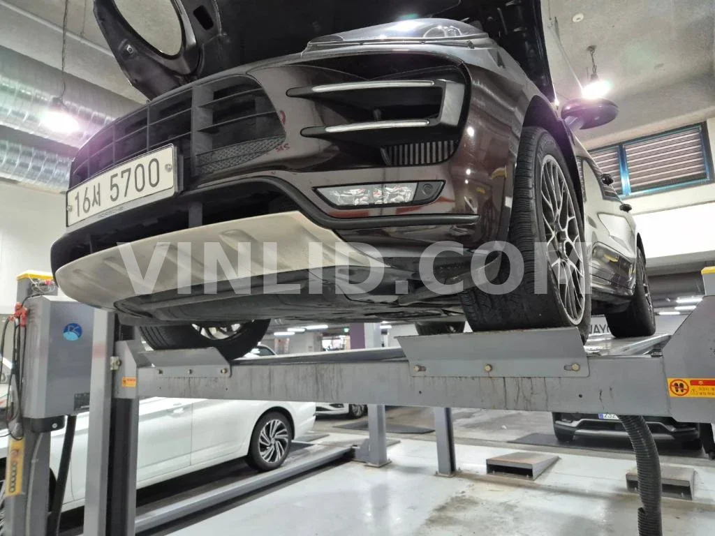 2015 Porsche Macan Turbo - Photo 1