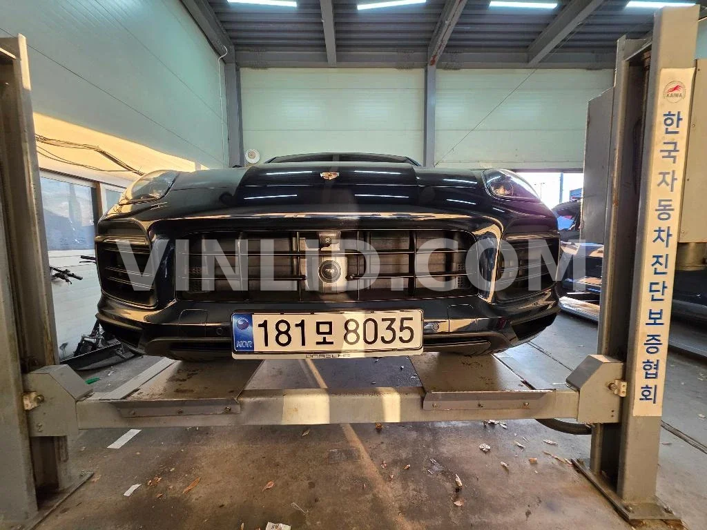2023 Porsche Cayenne COUPE (5 Seater) - Photo 1