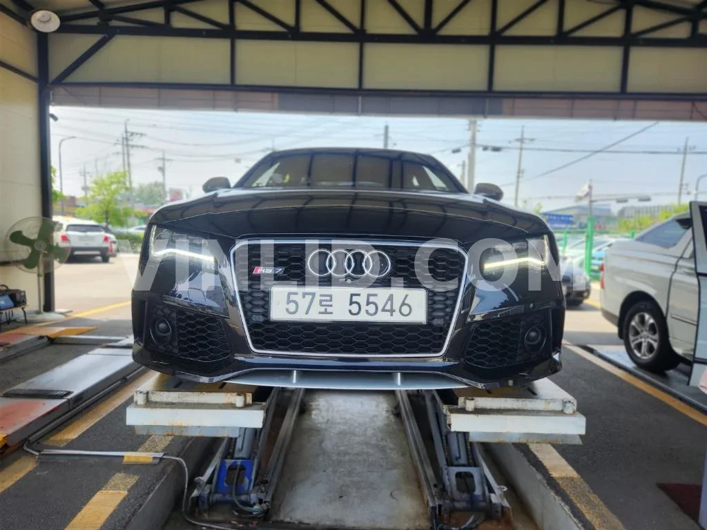 2015 Audi RS 7 4.0 TFSI quattro - Photo 1