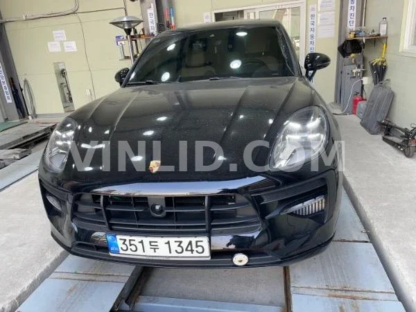 2021 Porsche Macan GTS - Photo 1