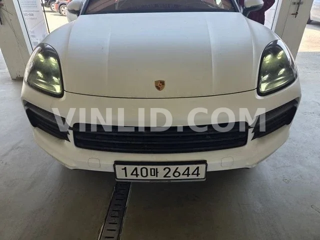 2020 Porsche Cayenne - Photo 1