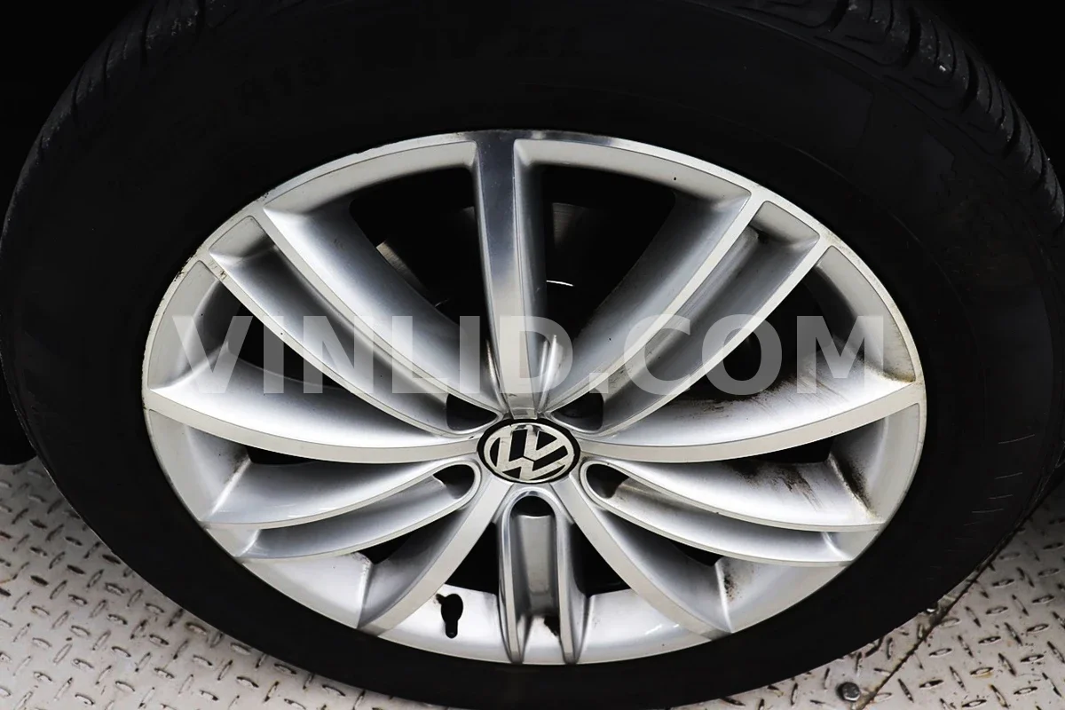 2014 Volkswagen New Tiguan - Photo 1