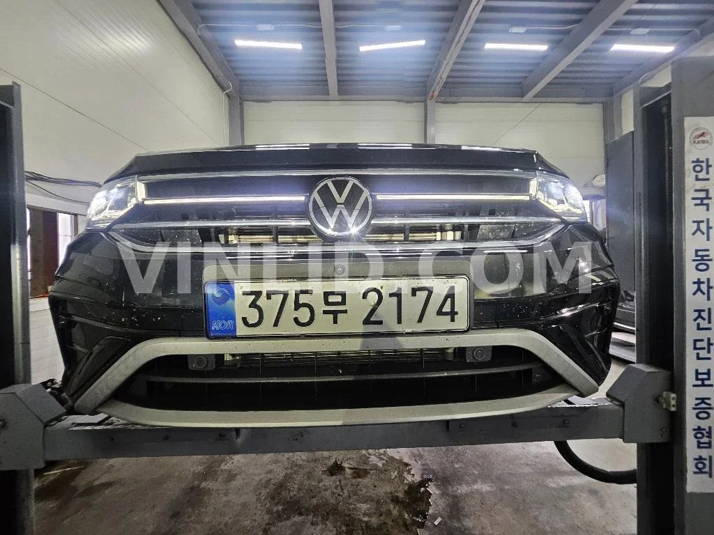 2023 Volkswagen Tiguan Allspace - Photo 1