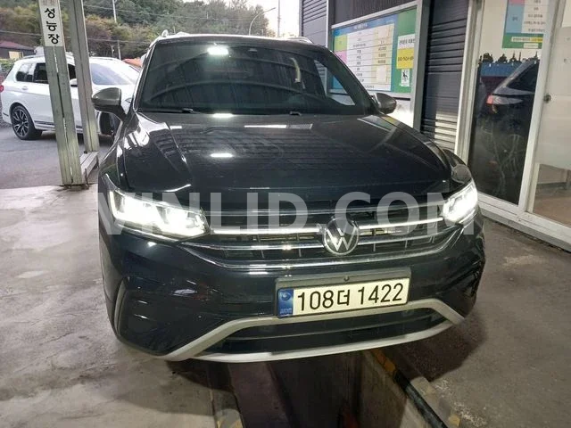 2023 Volkswagen Tiguan Allspace - Photo 1
