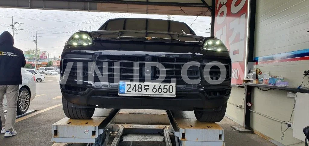 2020 Porsche Cayenne COUPE (5 Seater) - Photo 1