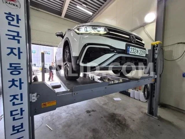 2023 Volkswagen Tiguan - Photo 1