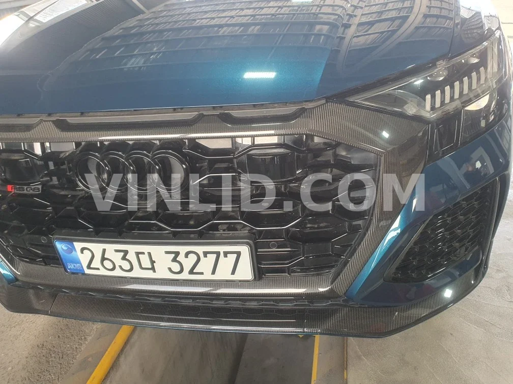 2021 Audi RS Q8 - Photo 1