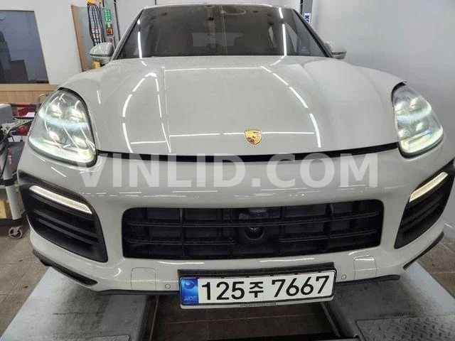 2021 Porsche Cayenne COUPE (5 Seater) - Photo 1