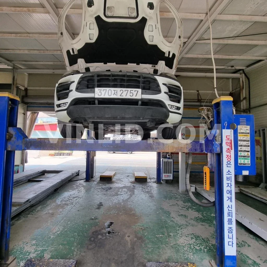 2015 Porsche Macan Turbo - Photo 1