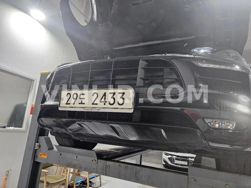 2018 Porsche Macan GTS - Photo 1