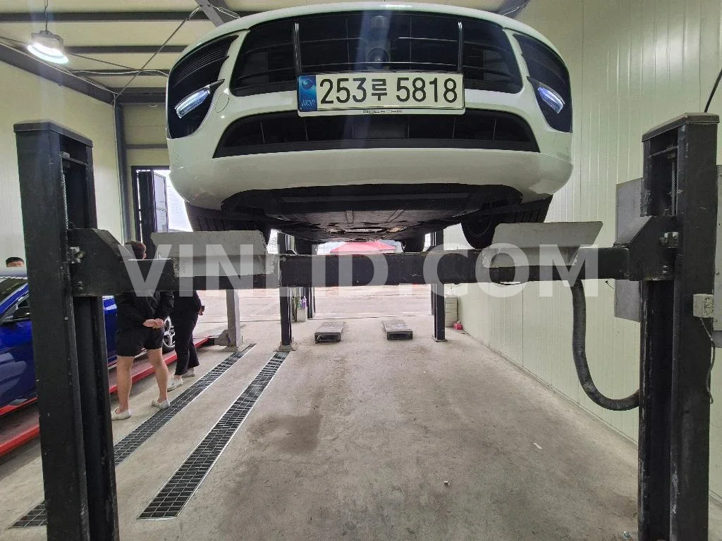 2021 Porsche Macan GTS - Photo 1