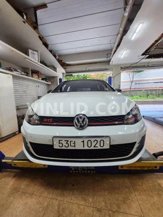 2014 Volkswagen Golf - Photo 1