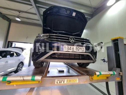 2023 Volkswagen Tiguan Allspace - Photo 1