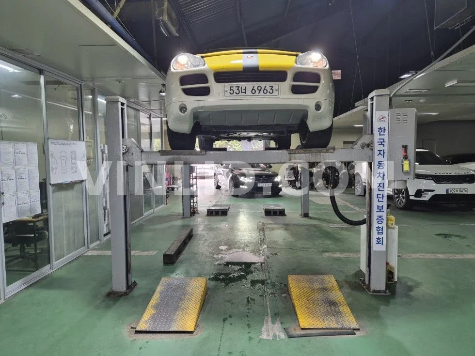 2005 Porsche Cayenne S - Photo 1