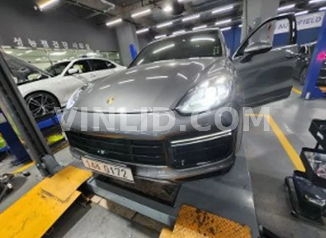 2015 Porsche New Cayenne - Photo 1