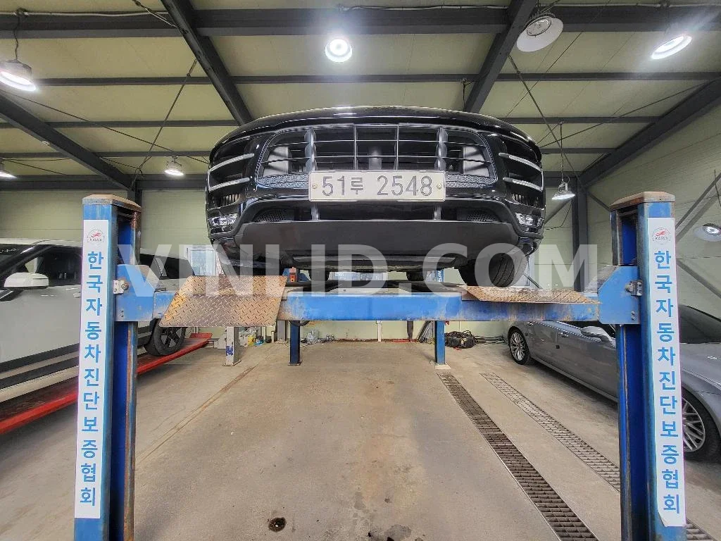 2015 Porsche Macan Turbo - Photo 1