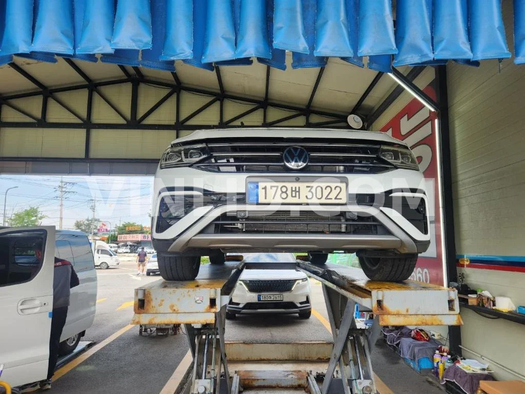2023 Volkswagen Tiguan Allspace - Photo 1
