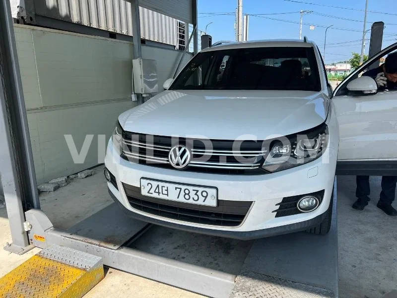 2014 Volkswagen Tiguan 2.0 TDI Blue Motion - Photo 1