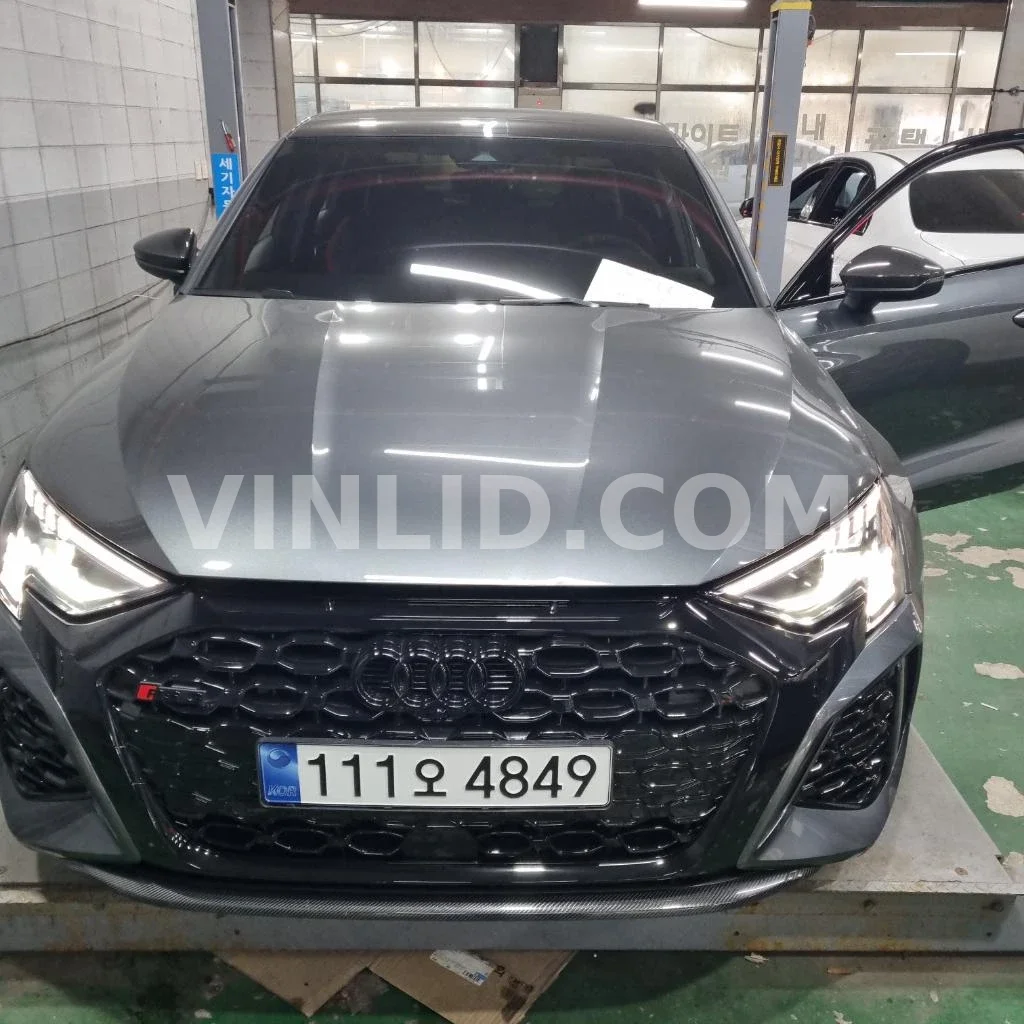 2023 Audi RS 3 - Photo 1