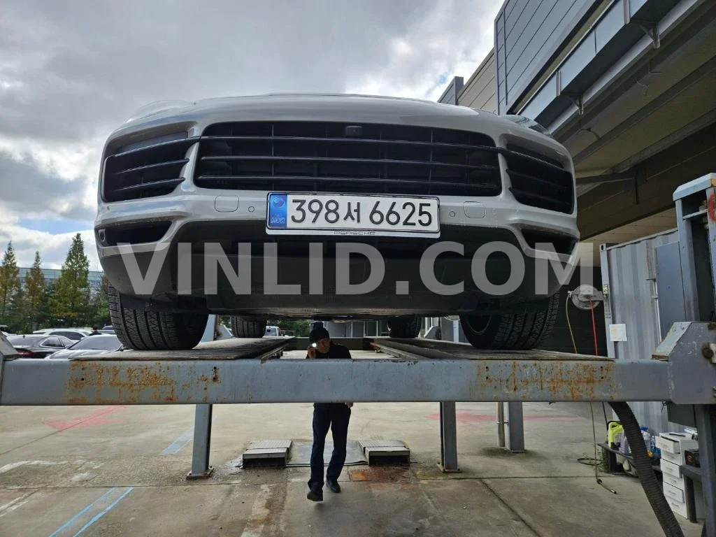 2021 Porsche Cayenne COUPE (5 Seater) - Photo 1