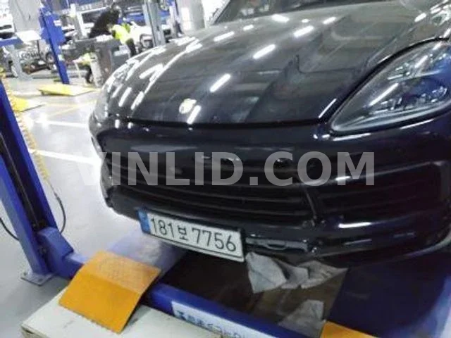 2020 Porsche Cayenne - Photo 1