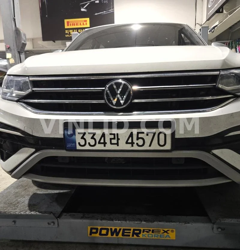 2023 Volkswagen Tiguan Allspace - Photo 1